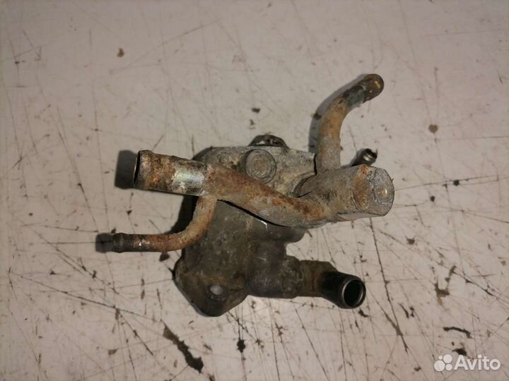 Корпус термостата CD20T Nissan