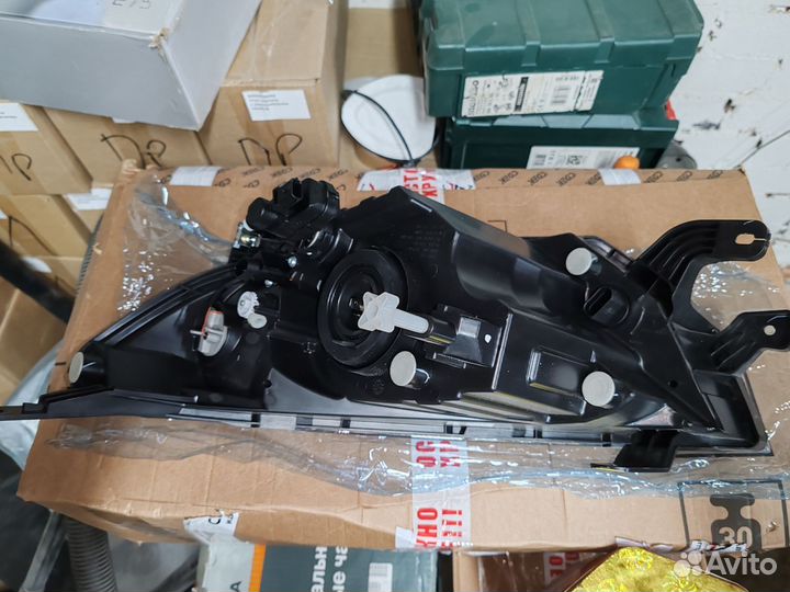 Фара гранта с электрокорректором