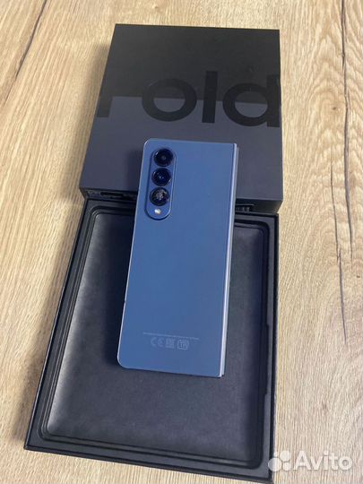 Samsung Galaxy Z Fold4, 12/512 ГБ