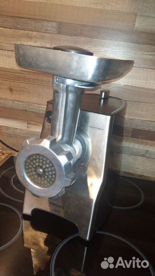 Мясорубка Philips HR2743