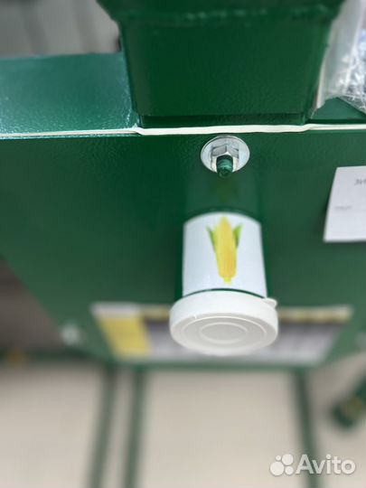 Зернодробилка