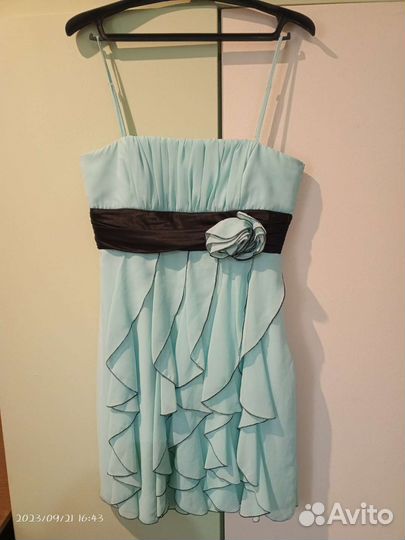 Платья пакетом. Размеры: 40, 42 44