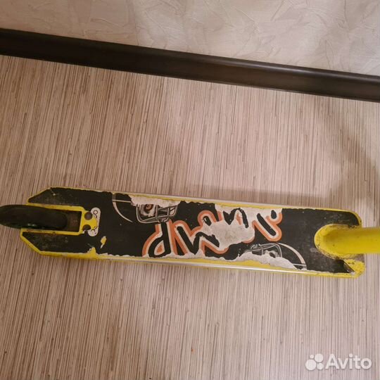 Продам трюковой самокат