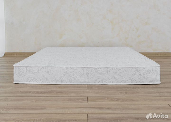 Матрас беспружиннный 200х200