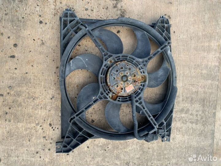Вентилятор радиатора Hyundai Santa Fe