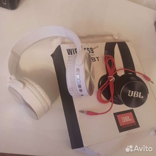 Беспроводные наушники jbl новые