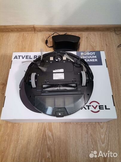 Робот пылесос atvel