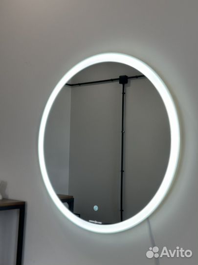 Зеркало с подсветкой круглое