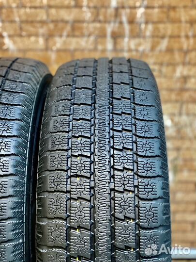Toyo Observe Garit G4 205/60 R16 92Q