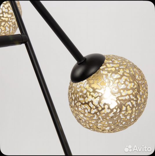 Люстра новая