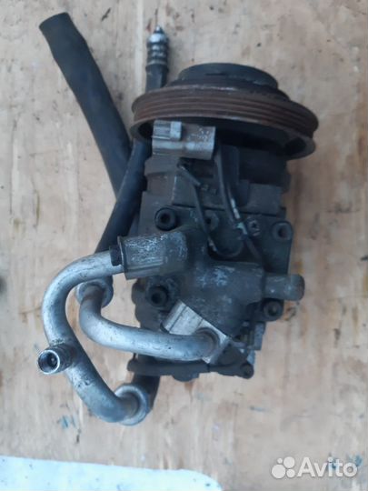 Компрессор кондиционера Toyota 4A-FE