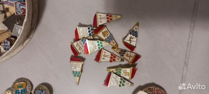 Значки времен СССР