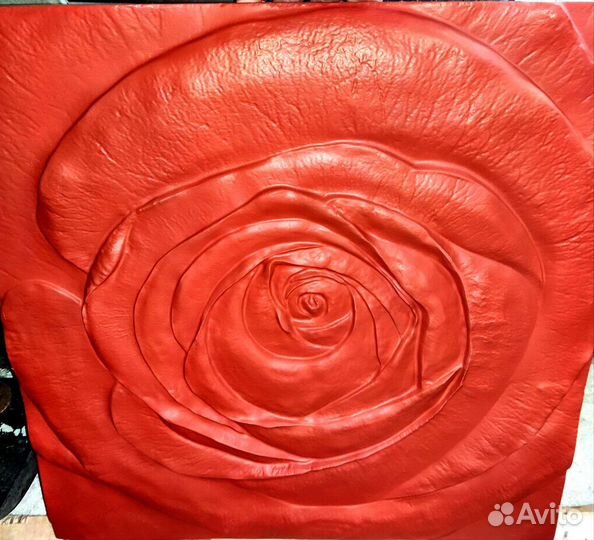 Панно красная роза