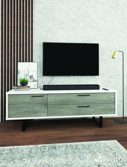 Тумба под телевизор