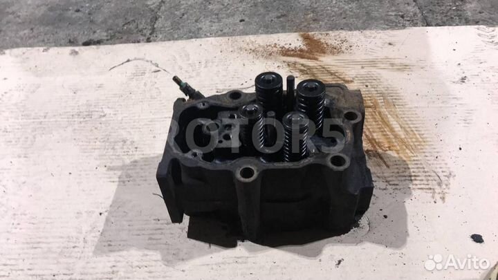 Головка блока цилиндров Scania 124 4 2003 1450275