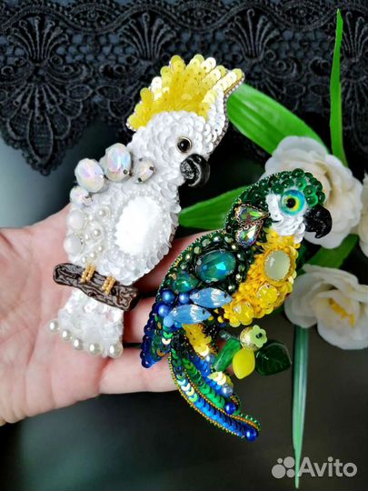 Броши из бисера