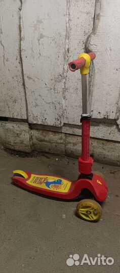 Детский самокат музыкальный