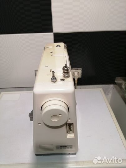 Швейная машинка