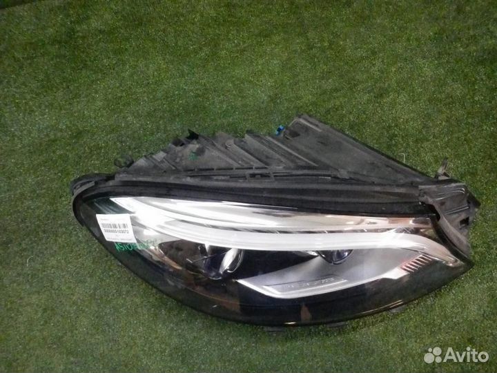 Фара правая Mercedes-Benz GLE
