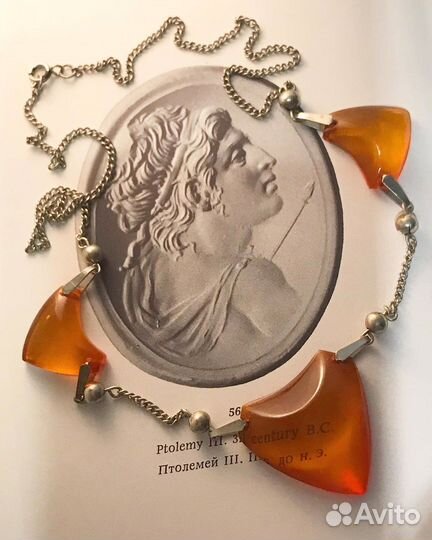 Винтажные советские колье с балтийским янтарем