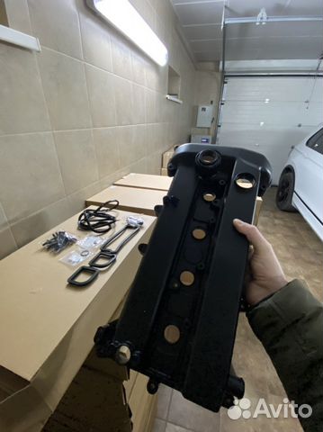 Клапанная крышка Mazda 6/3 Ford mondeo 2.0/2.3/2.5