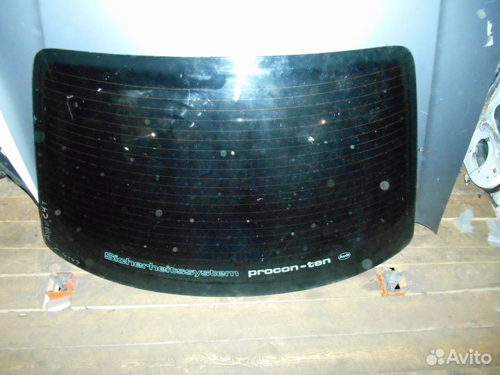 Заднее стекло Audi 100 A6 C4 кузов 45 тонированное