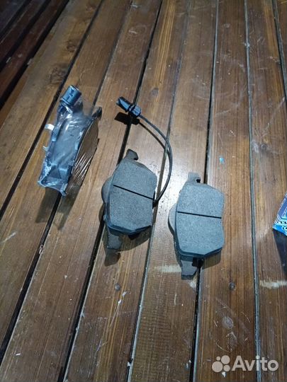 Передние Тормозные колодки