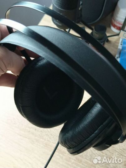 Студийные наушники AKG K52 Оригинал