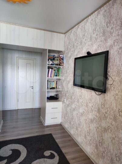 2-к. квартира, 57 м², 5/5 эт.