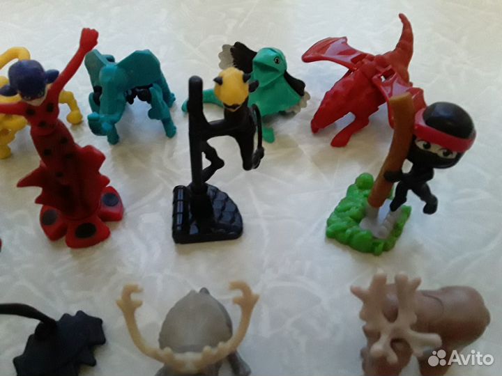 20 шт. Одним лотом. Игрушки Киндер сюрприз