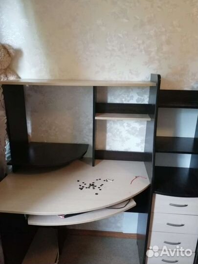 Компьютерный стол