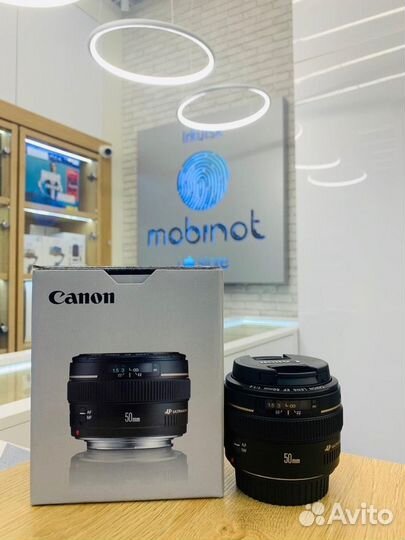 Canon EF 50mm F/1.4 USM