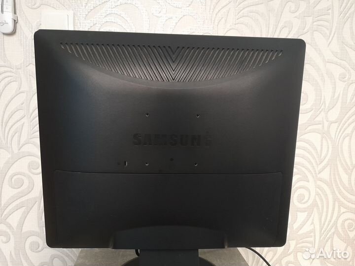 Samsung 931 BF (R) A