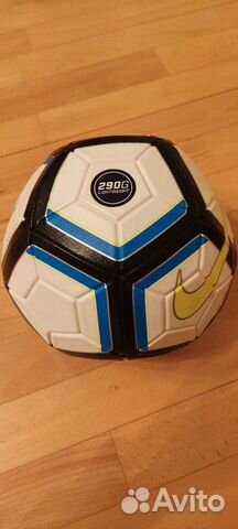 Футбольный мяч Nike strike lightweight