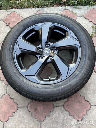 Колеса на toyota RAV4