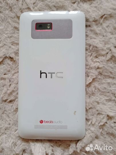 Телефон HTC