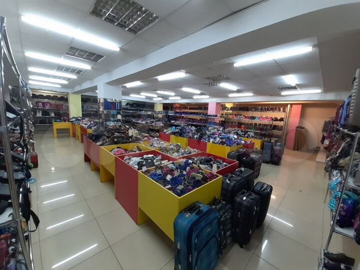 Сдам торговое помещение, 165 м²