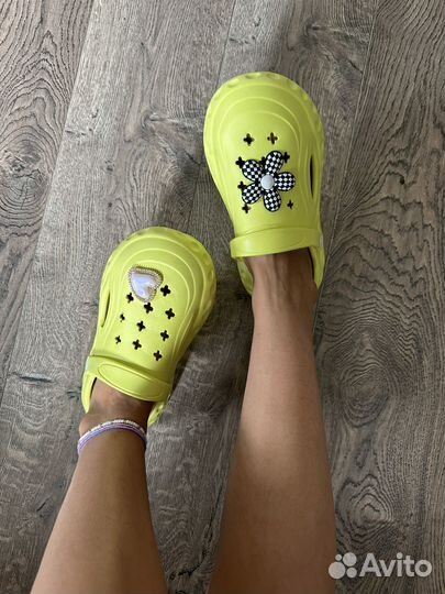 Crocs женские.кроксы женские новые 38.шлепки