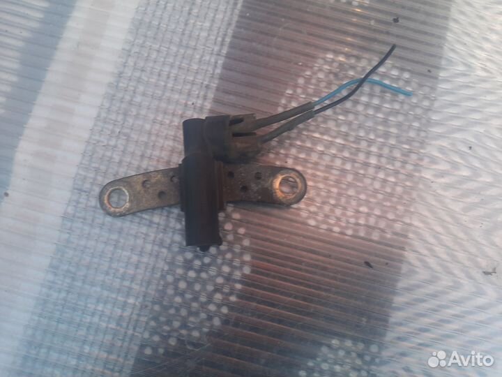 Датчик коленвала рено логан