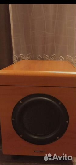 Активный сабвуфер