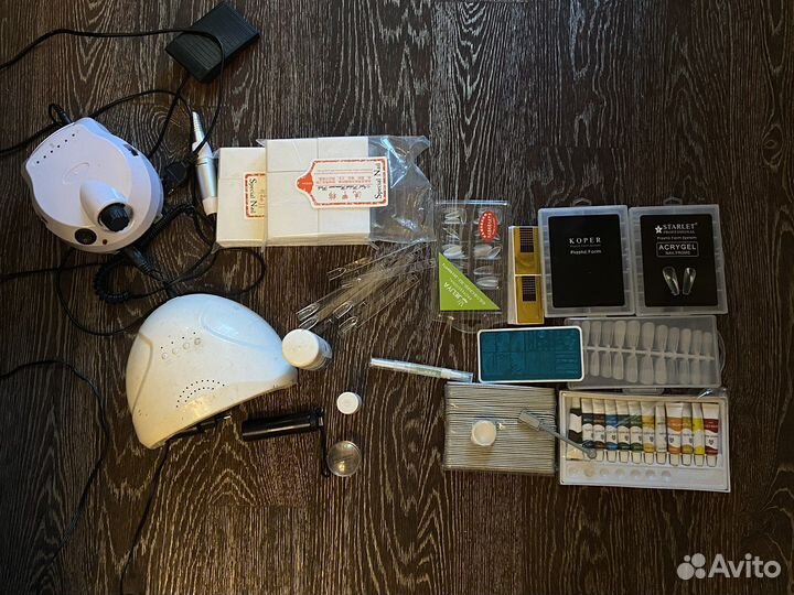 Набор для маникюр(с лампой и аппаратом)