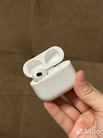 2 кейса AirPods 3