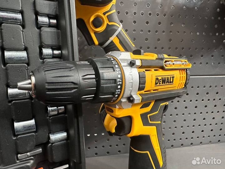 Дрель шуруповерт аккумуляторный DeWalt новый