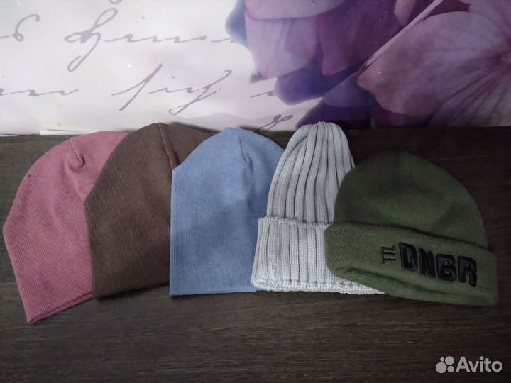 Шапки женские и мужские