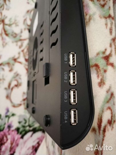 Подставка с охлаждением для ноутбука