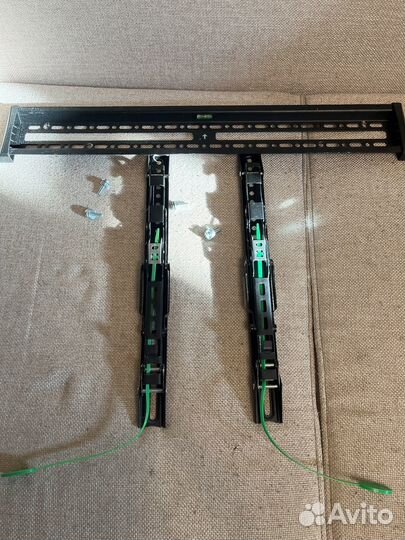 Кронштей доя телевизора