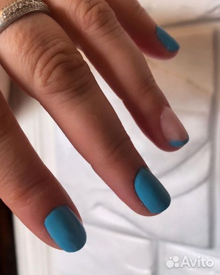 Маникюр с покрытием гель-лаком