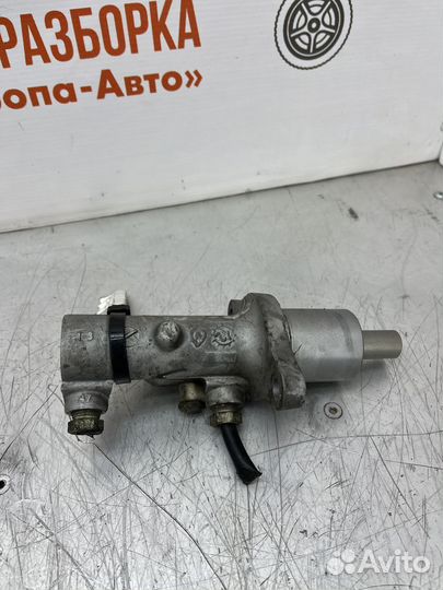 Цилиндр тормозной главный Ford Kuga