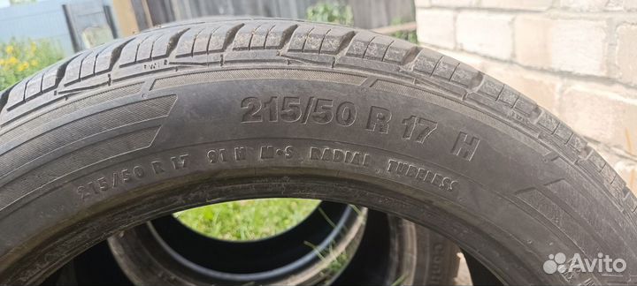 Continental ContiCrossContact LX2 215/50 R17