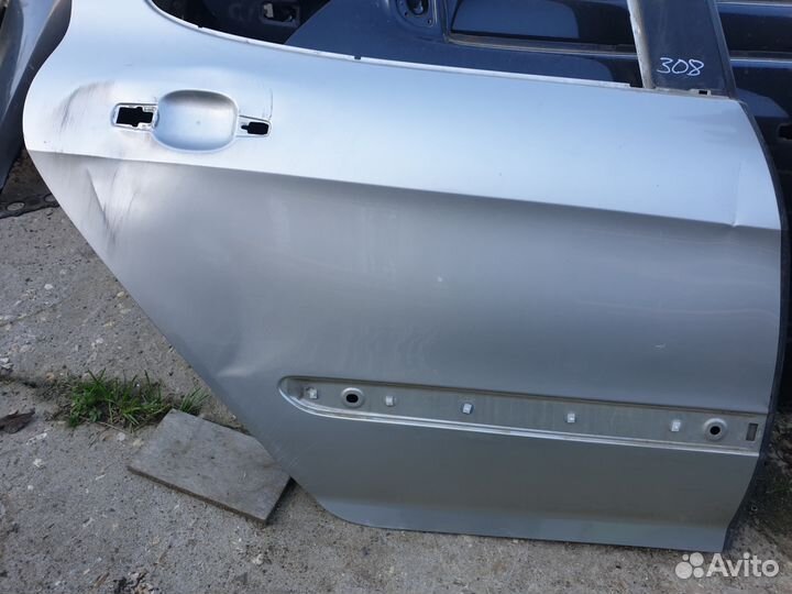 Дверь задняя правая peugeot 308 1 пежо хетчбек зп